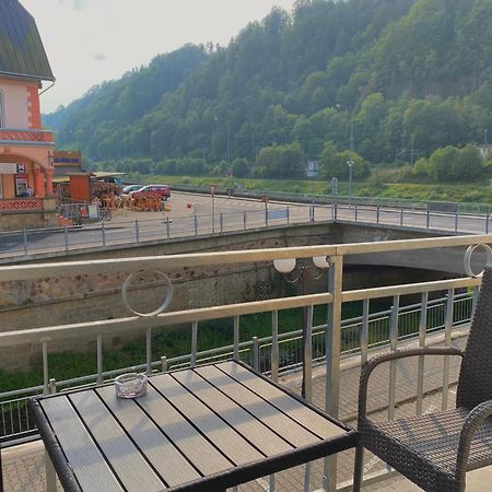 Hotel Labe Хренско Экстерьер фото