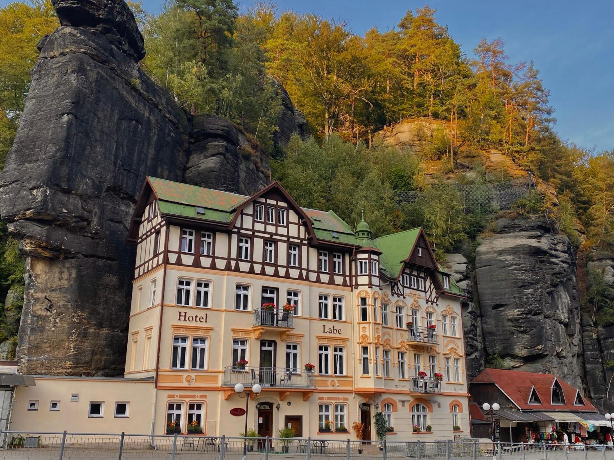 Hotel Labe Хренско Экстерьер фото